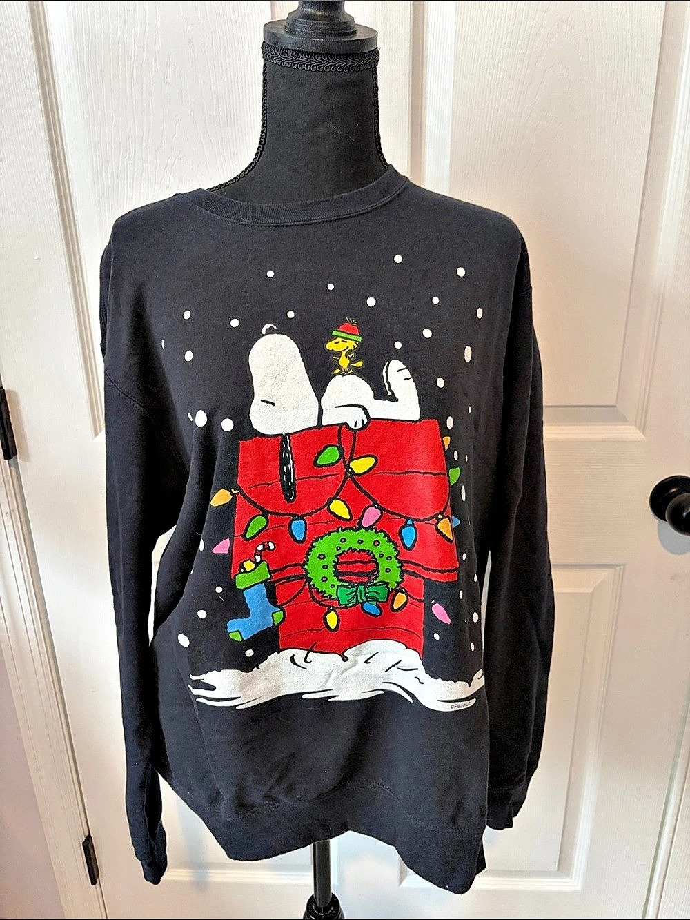 Peanuts Snoopy & Woodstock Christmas Lights Sweatshirt Black Large not faded